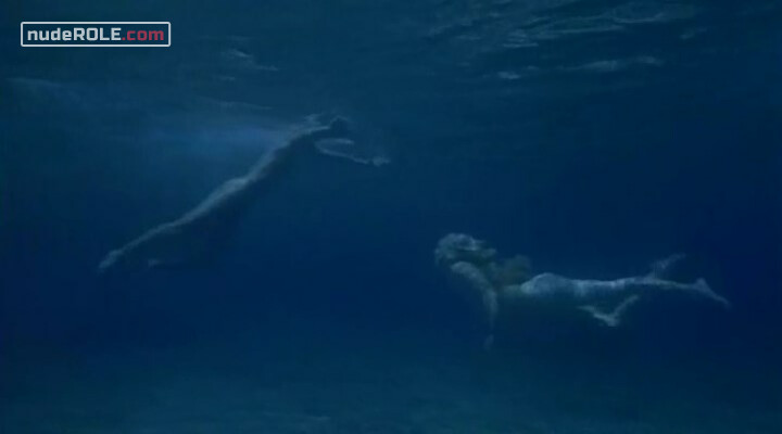 5. Roula nude, Vaso nude – Testosterone (2004)