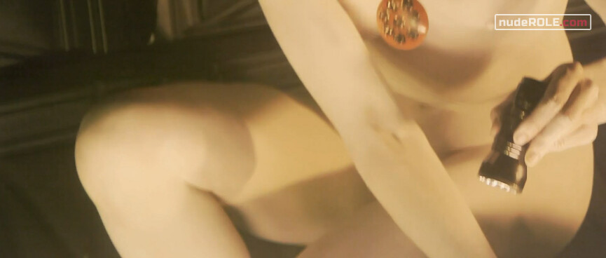 24. Helen nude – Total Retribution (2011)