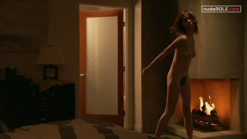 6. Elizabebeth Marks nude – Lovely & Amazing (2001)