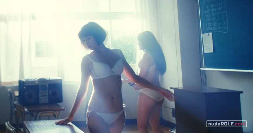 12. Mitsuko Ozawa nude, Taeko sexy, Eiko sexy, Violinist sexy – The Forest of Love (2019)
