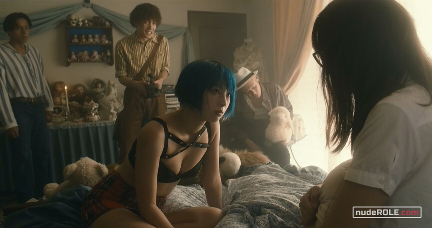 7. Mitsuko Ozawa nude, Taeko sexy, Eiko sexy, Violinist sexy – The Forest of Love (2019)