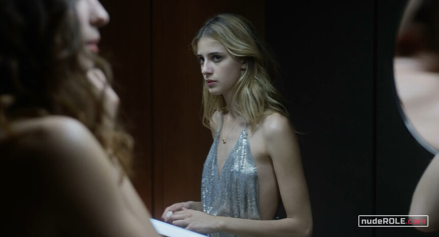 27. Chiara sexy, Ludovica sexy, Camilla sexy – Baby s02e01-06 (2019)