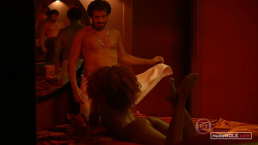 3. Soraia Sousa nude – Sexo e as Negas s01e02 (2014)
