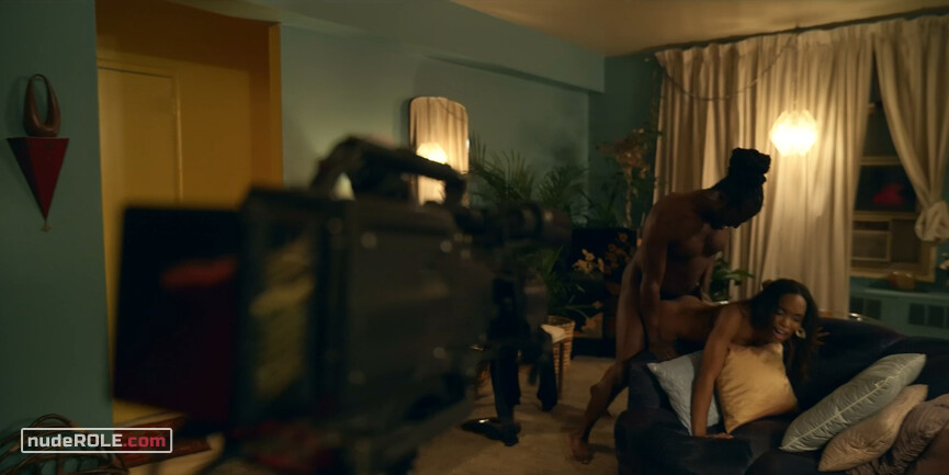 1. Vivian nude – Wu-Tang: An American Saga s01e02 (2019)