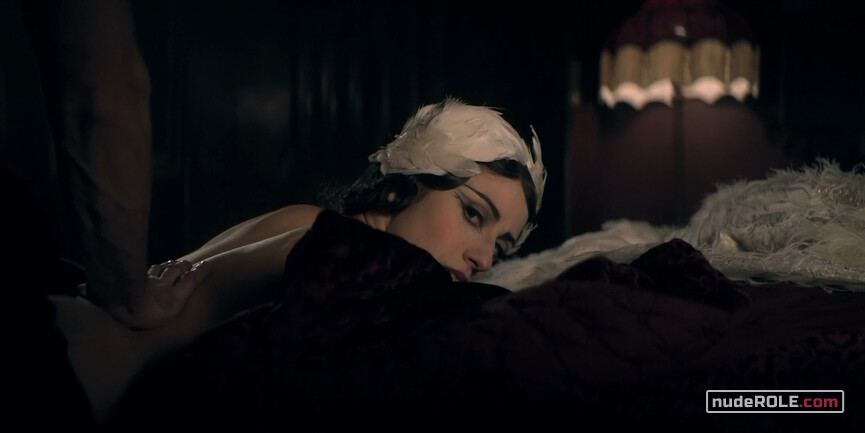 7. Lizzie Stark sexy – Peaky Blinders s05e03-05 (2018)