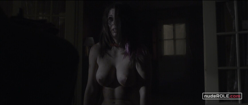 1. Kelly nude – Grandpa's Psycho (2015)