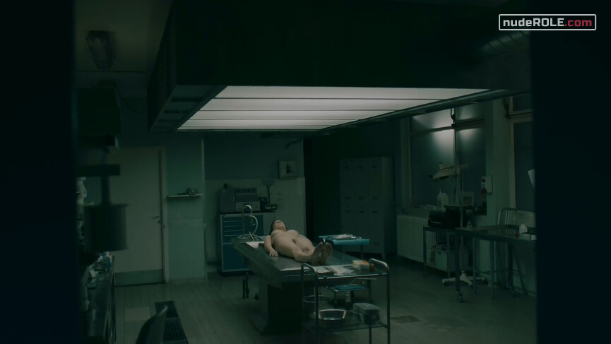 6. Anna Becker nude – Unit 42 s01e04 (2017)