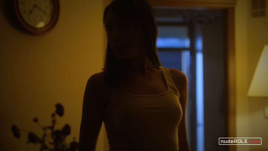 6. Haiden nude – Haunted s01e06 (2018)
