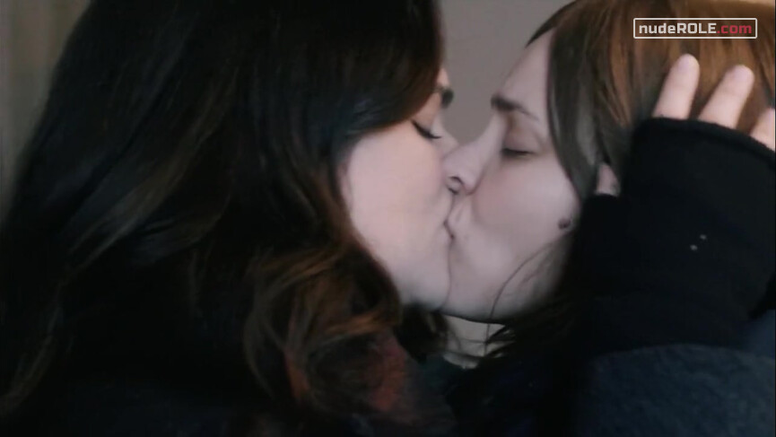 3. Esti Kuperman sexy, Ronit Krushka sexy – Disobedience (2018)