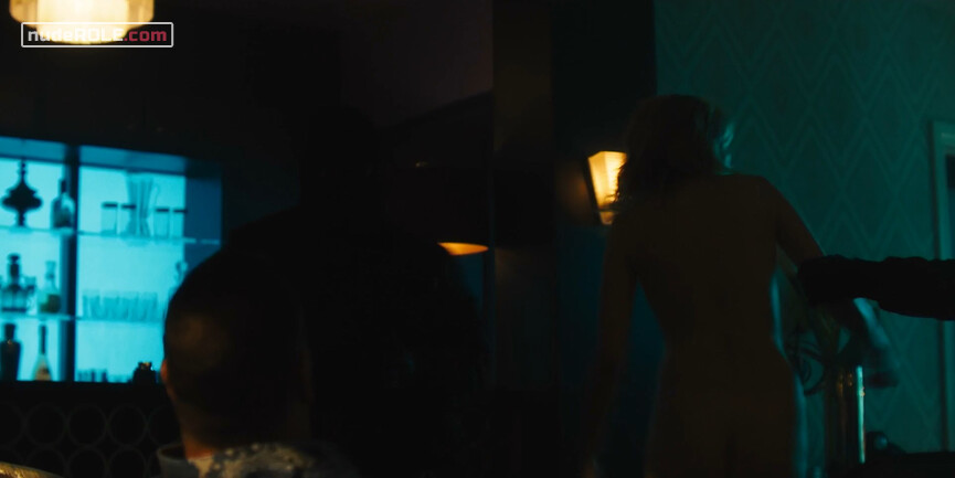 13. Phoenix nude – Jett s01e02 (2019)