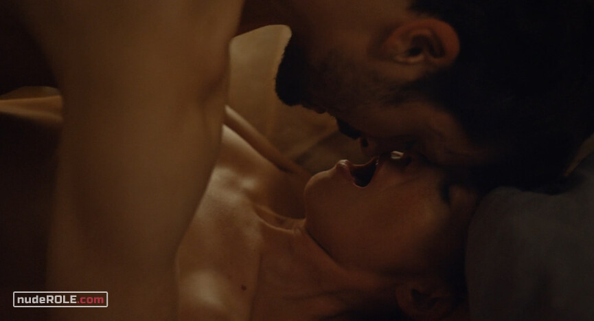 10. Hana nude – Borders of Love (2022)