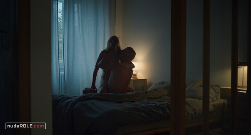 23. Hana nude – Borders of Love (2022)