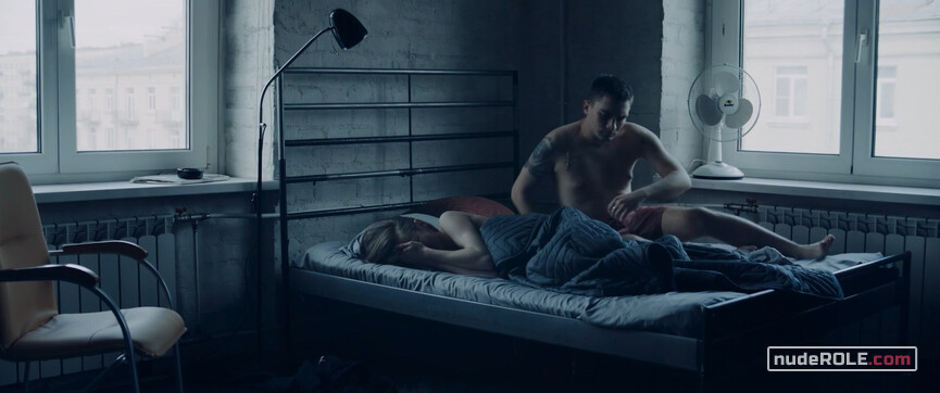 12. Anya44 nude – F20 (2022)