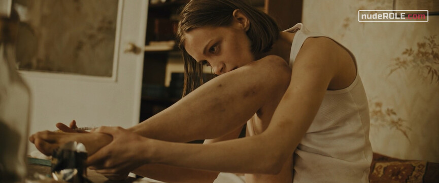 9. Anya44 nude – F20 (2022)