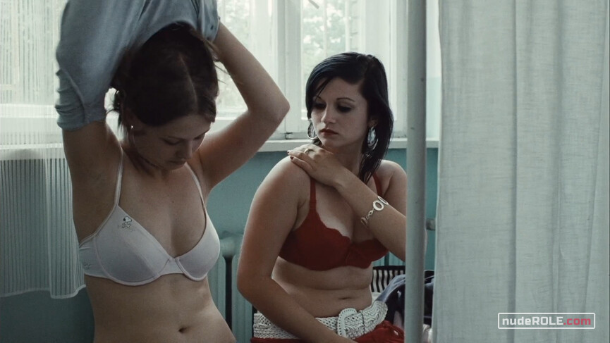 3. Alicja sexy – Mall Girls (2009)