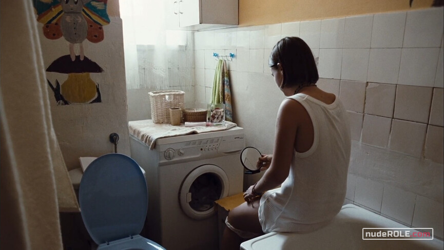 7. Alicja sexy – Mall Girls (2009)