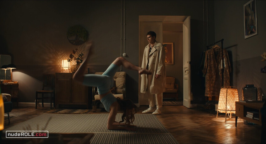 4. Masha sexy – 1703 s01e05 (2022)