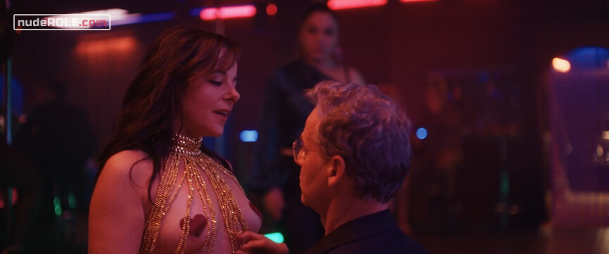 31. Marie nude – Her Way (2021)