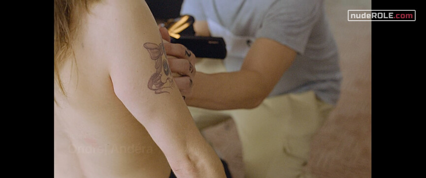 2. Ema nude – Emma in Love (2021)