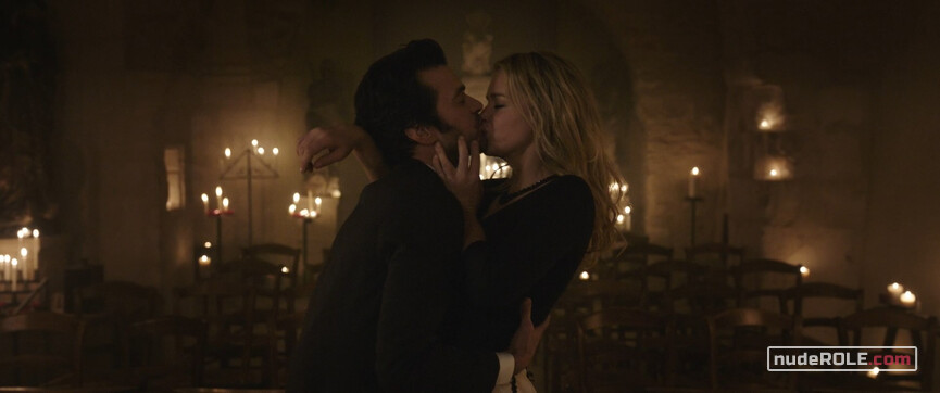 2. Camille Fouquet nude – Waiting for Bojangles (2021)