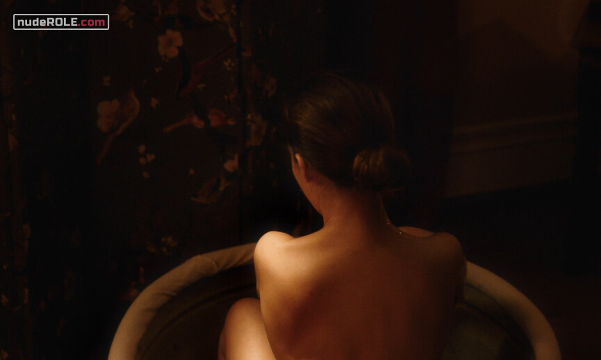 6. Nélie Laborde sexy – Secret Name (2021)