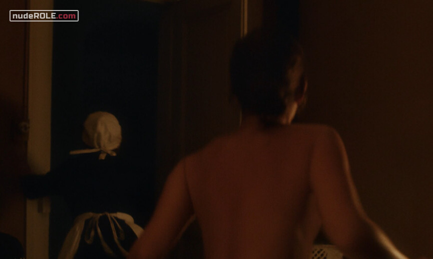 8. Nélie Laborde sexy – Secret Name (2021)