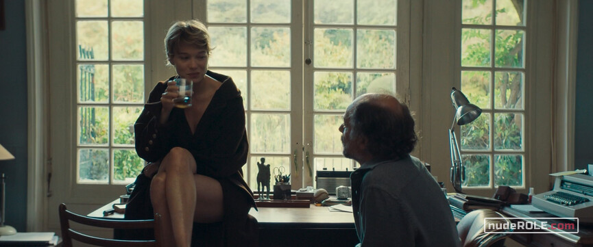 2. L'amante anglaise nude – Deception (2021)