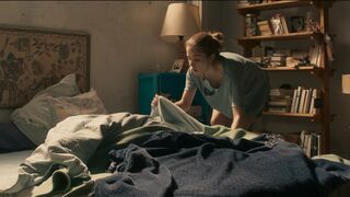 Aude Cerceau nude – Rosalie Blum (2015)