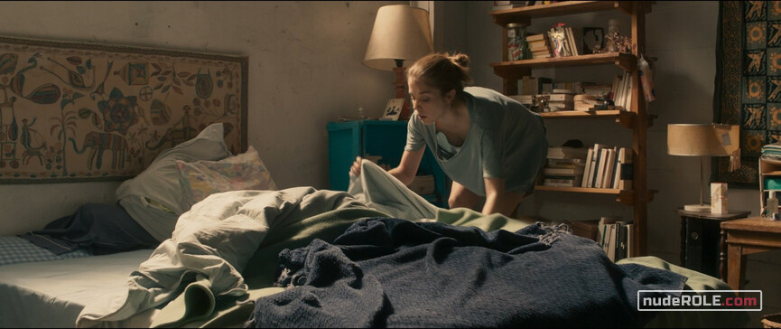 1. Aude Cerceau nude – Rosalie Blum (2015)