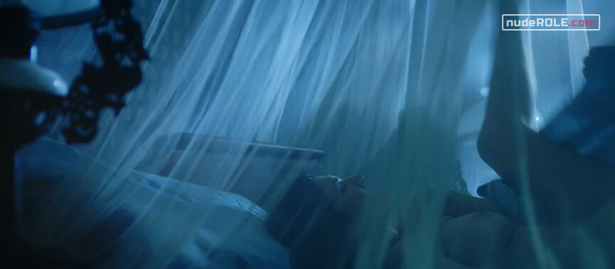 11. Anna nude – Forever First Love (2020)