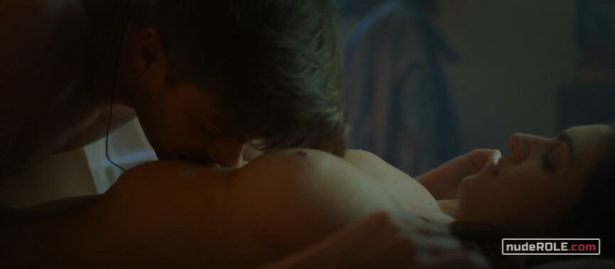 18. Anna nude – Forever First Love (2020)