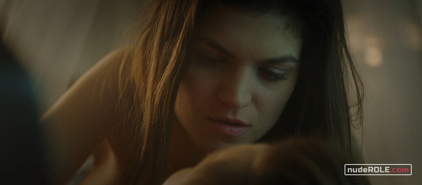 23. Anna nude – Forever First Love (2020)