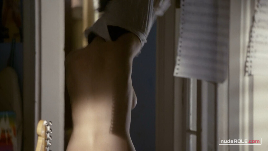 1. Annie sexy – Treme s03e07 (2012)