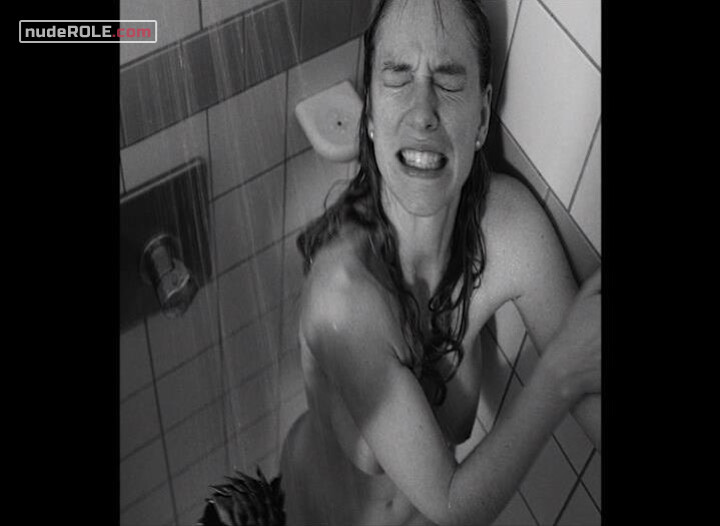 11. Lilli Henkel nude – Faustdick (2020)