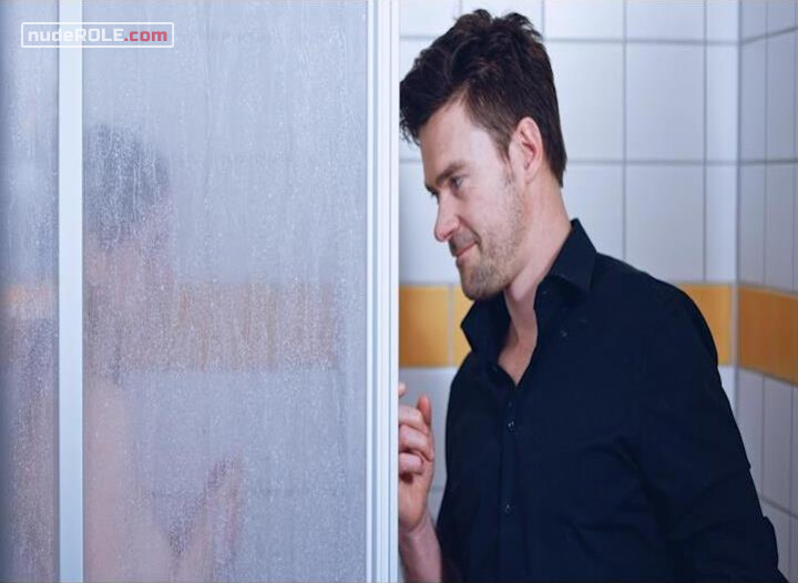 12. Lilli Henkel nude – Faustdick (2020)