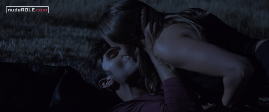 3. Callie sexy – A California Christmas (2020)