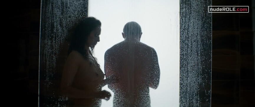 10. Iliana nude – Iliana (2019)