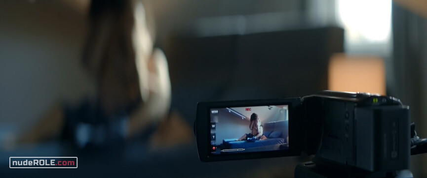 3. Iliana nude – Iliana (2019)