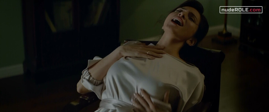 6. Iliana nude – Iliana (2019)