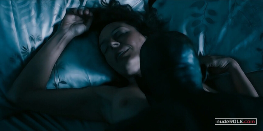 5. Woman nude – Eeling (2010)