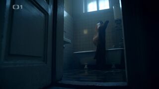 Anezka Láníková nude – The Informant s01e01 (2020)