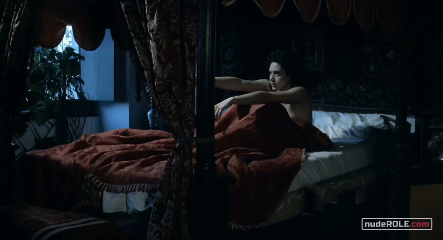 3. Carmen nude – Iguana (1988)