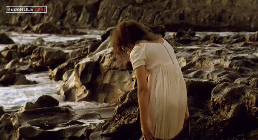 4. Carmen nude – Iguana (1988)