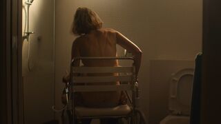 Sam Bloom sexy – Penguin Bloom (2020)