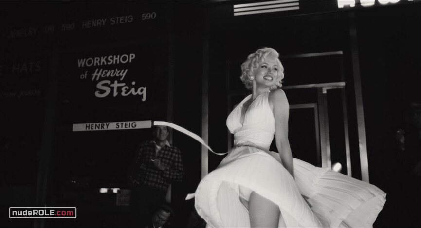 30. Gladys nude , Norma Jeane nude – Blonde (2022)