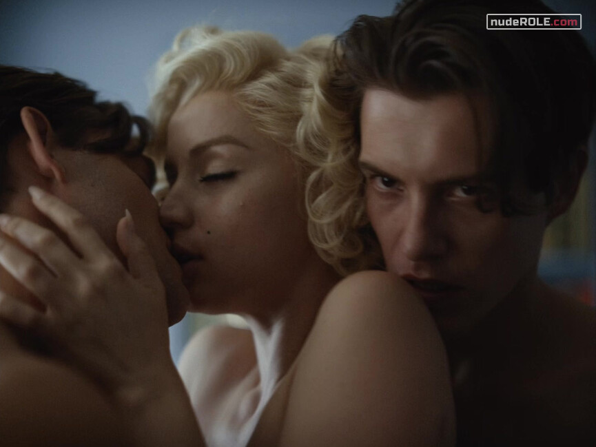 9. Gladys nude , Norma Jeane nude – Blonde (2022)