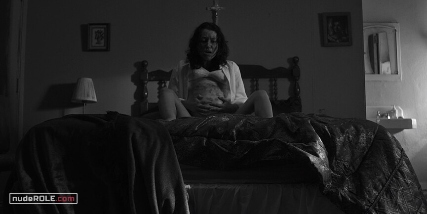 8. Anna sexy – Essere Amato (2018)