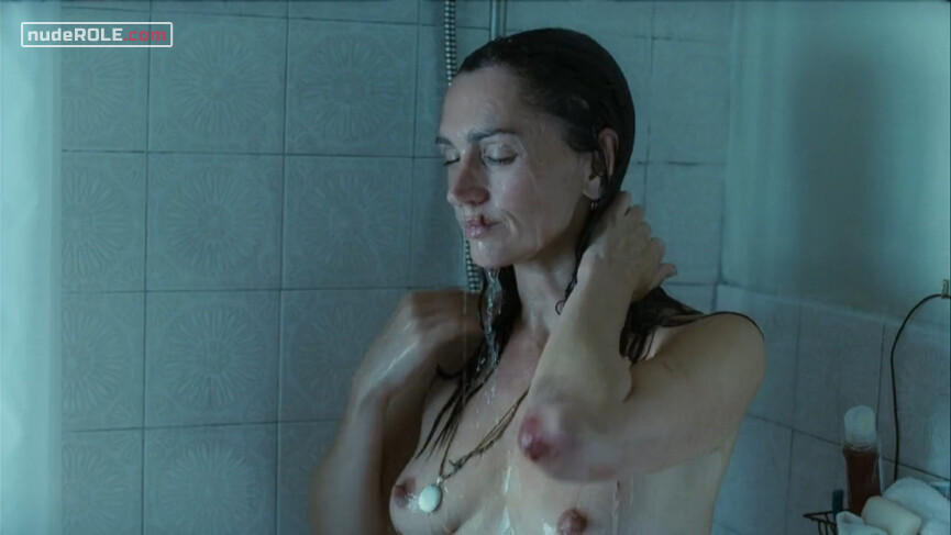 1. Tahmeena nude – Unfinished Sky (2007)