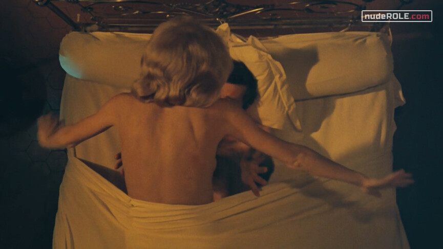 8. Carla nude – Troubleshooters (1971)