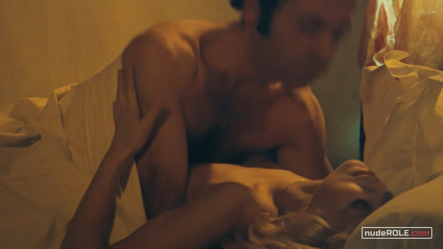 9. Carla nude – Troubleshooters (1971)